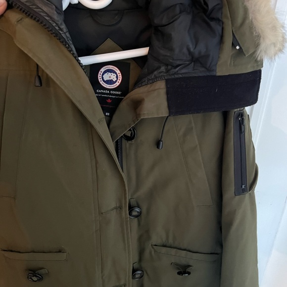 Canada Goose montebello winter parka - Picture 5 of 12